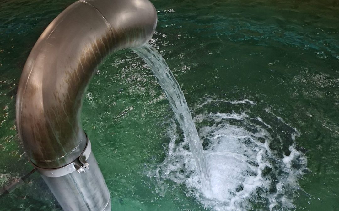 Wasserauslauf in einer Wasserkammer
